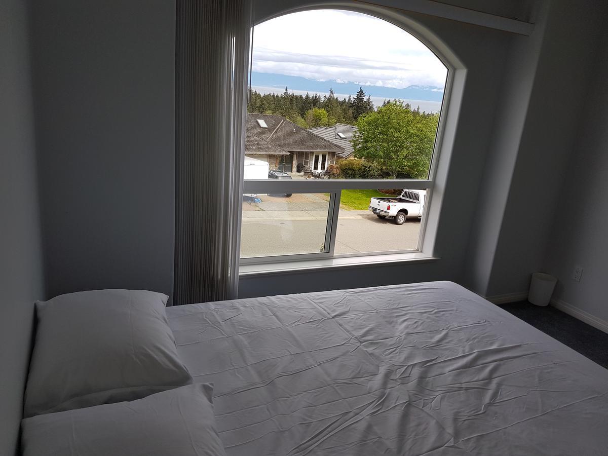 Gulfview Drive Ocean View B&B Нанаймо Экстерьер фото